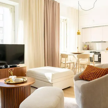 Apartment Serene Retreat In Toeoeloe Helsinki