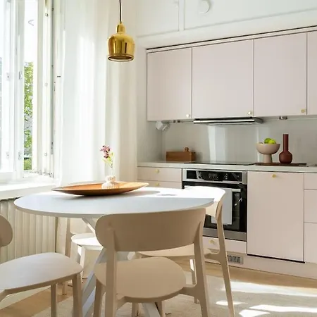 Appartement Serene Retreat In Toeoeloe